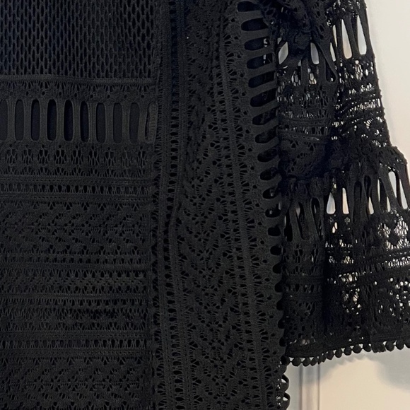 Alfani lace layered black blouse, Size Large - Picture 8 of 8